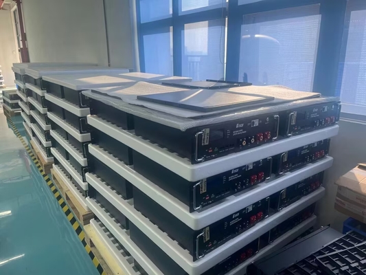 Batería LFP de larga duración y potente con 12V24V48V para almacenamiento de energía en el hogar