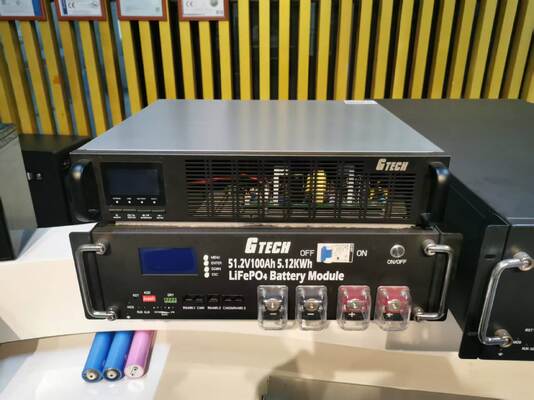 LiFePO4 Ciclo profundo 51.2V100AH 5KWH Batería montada en el bastidor para almacenamiento de energía solar